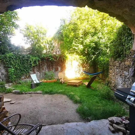 Les Sources / Chez Léa *