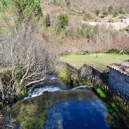Les Sources / Chez Léa Molieres-Cavaillac