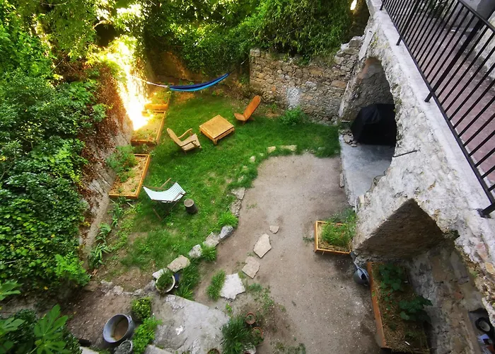 Les Sources / Chez Lea アパート *