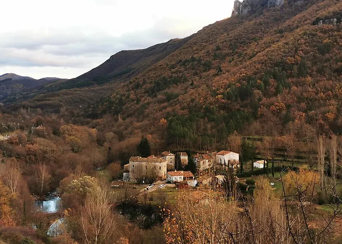 Les Sources / Chez Lea アパート *